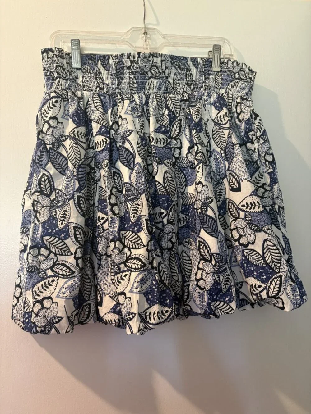 BURU Button Sleeve Blouse and Smocked Waist Mini Skirt in Blue Leaves Size 1X